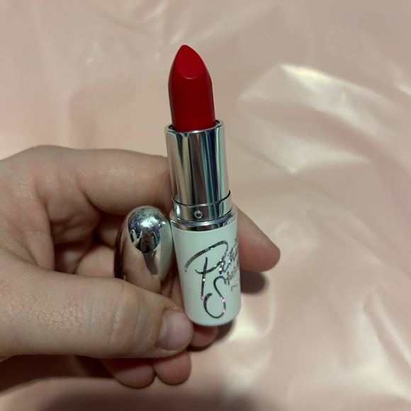 Patrick Star and M.A.C Collab Lipstick - Picture 2 of 5